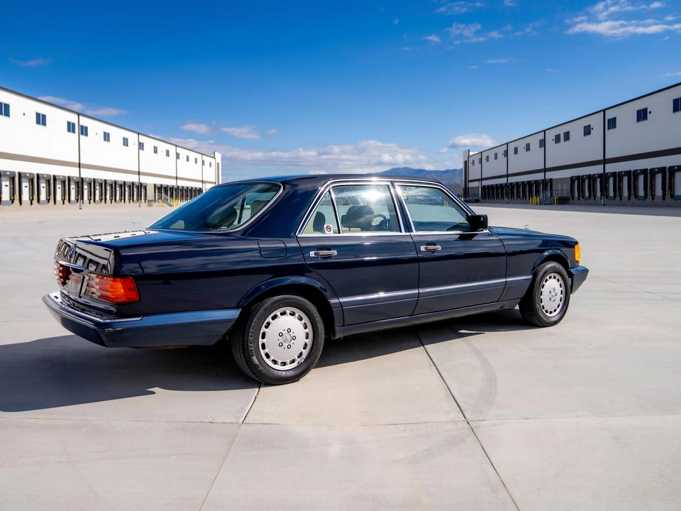 1990 Mercedes-Benz W126 S-Class Sedan - Image 9 of 31