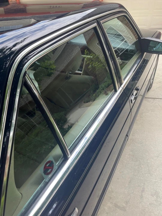 1990 Mercedes-Benz W126 S-Class Sedan - Image 26 of 31