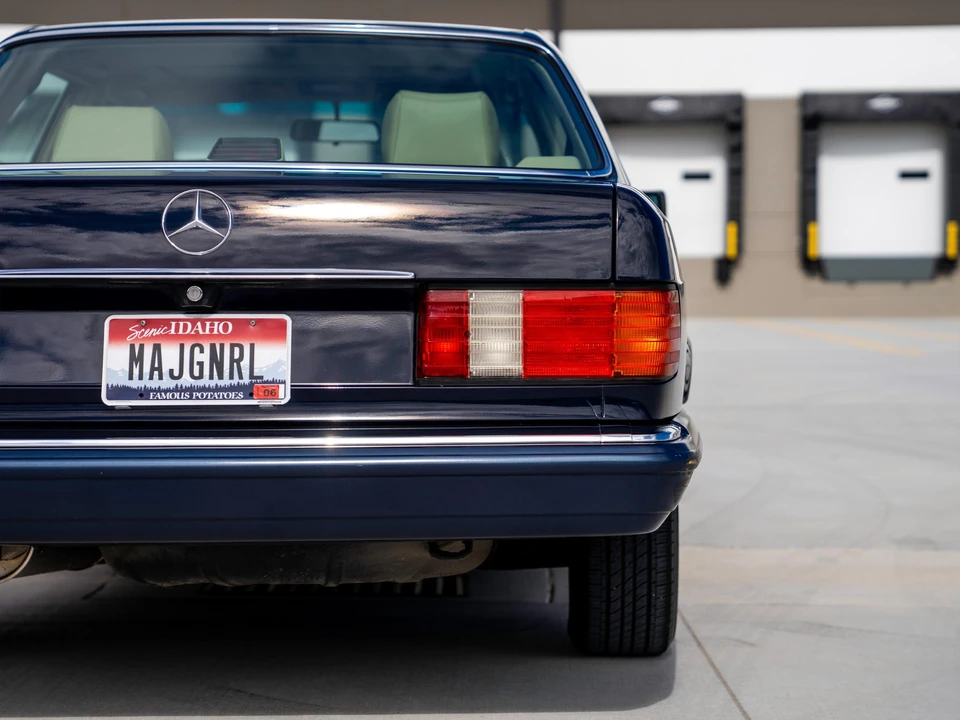 1990 Mercedes-Benz W126 S-Class Sedan - Image 24 of 31