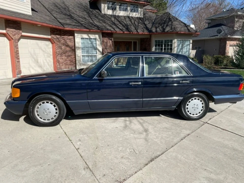 1990 Mercedes-Benz W126 S-Class Sedan - Image 5 of 31