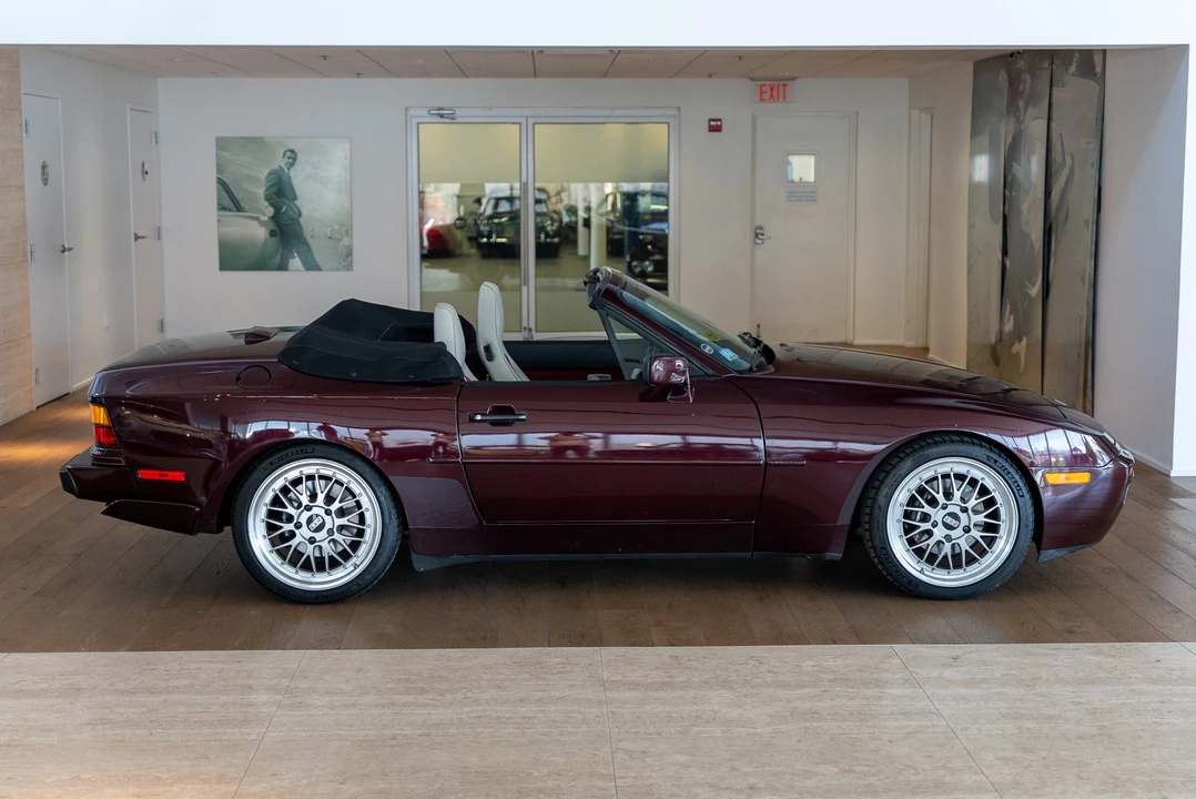 1990 Porsche 944 S2 - Image 13 of 31