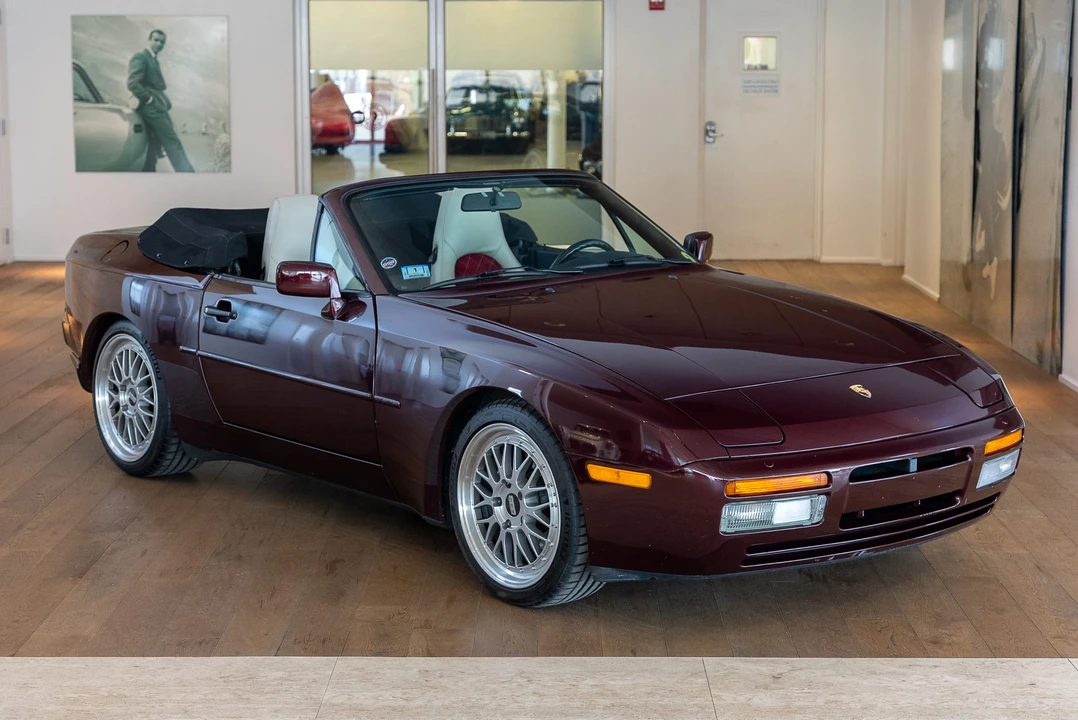 1990 Porsche 944 S2 - Image 15 of 31