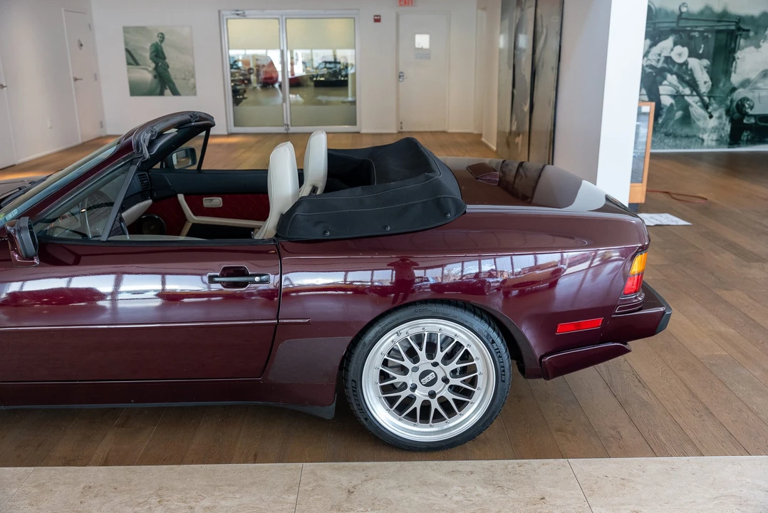 1990 Porsche 944 S2 - Image 24 of 31