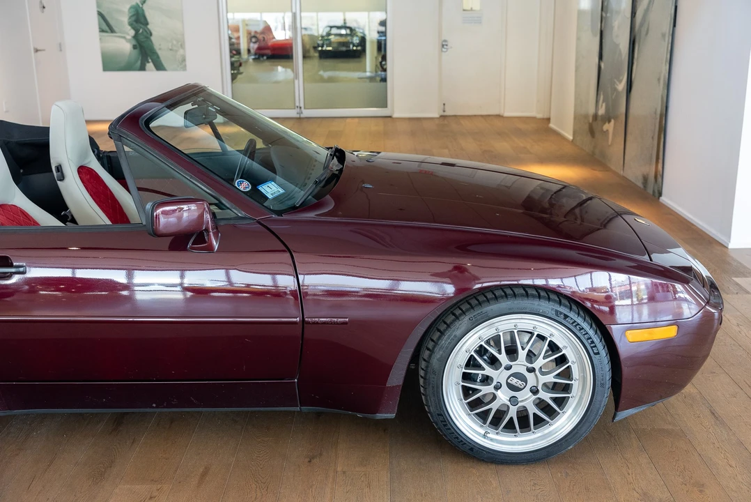 1990 Porsche 944 S2 - Image 28 of 31