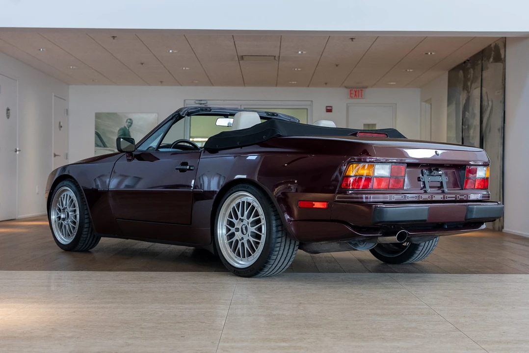 1990 Porsche 944 S2 - Image 6 of 31