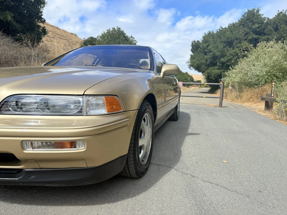 1991 Acura Legend 2nd Gen - Image 12 of 31