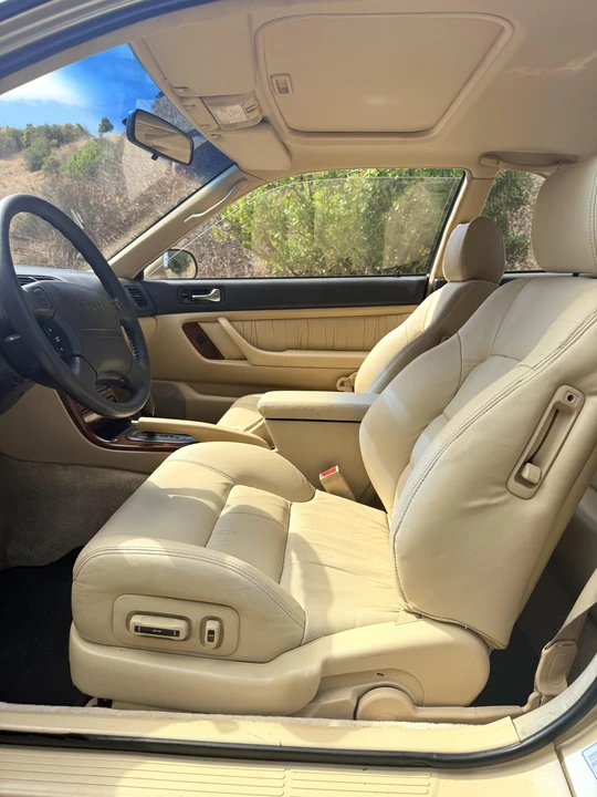1991 Acura Legend 2nd Gen - Image 28 of 31