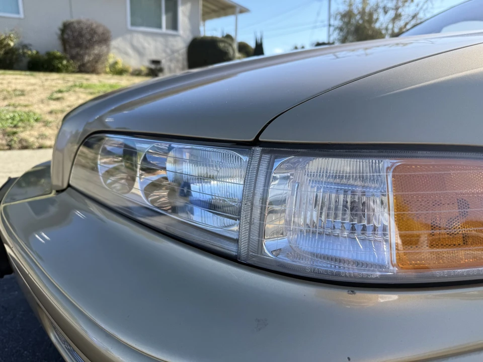 1991 Acura Legend 2nd Gen - Image 14 of 31