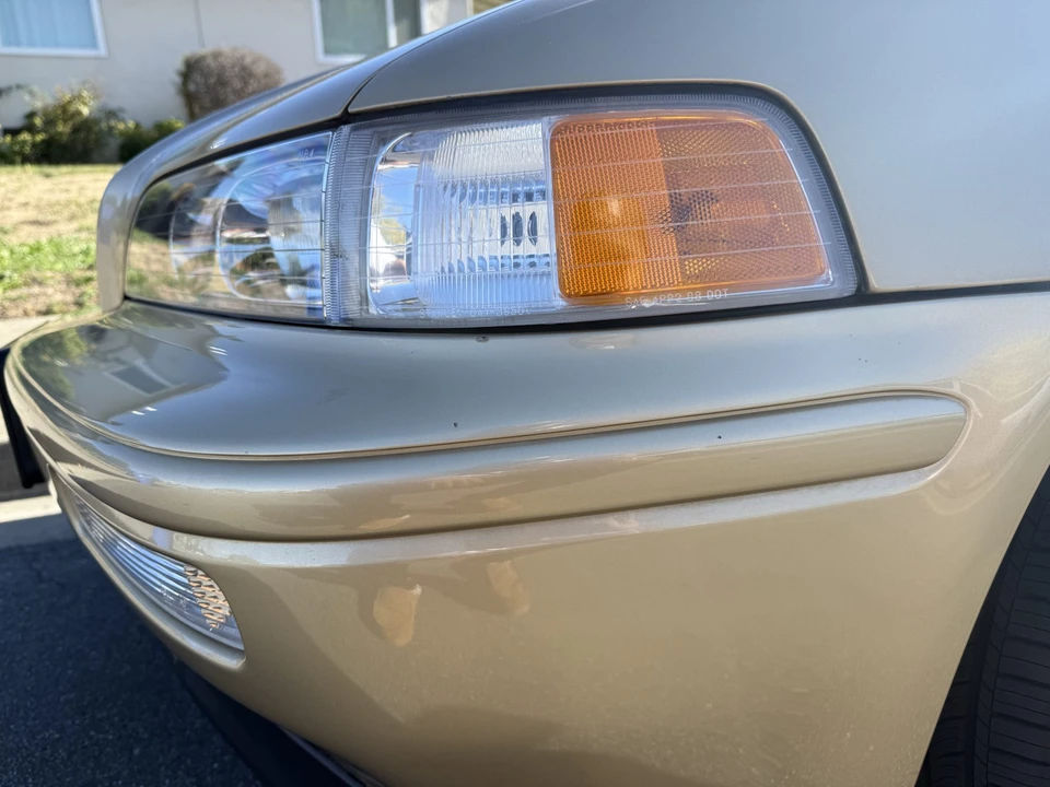 1991 Acura Legend 2nd Gen - Image 15 of 31