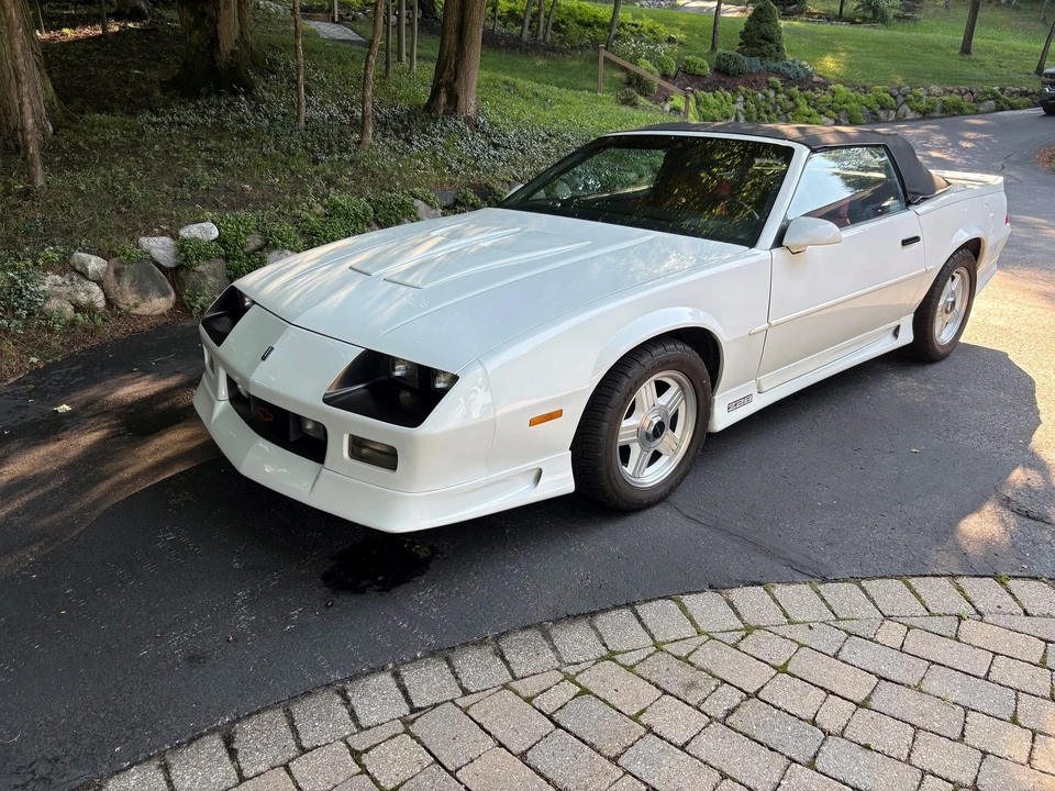 1991 Chevrolet Camaro IROC-Z & Z28 3rd Gen - Image 25 of 31