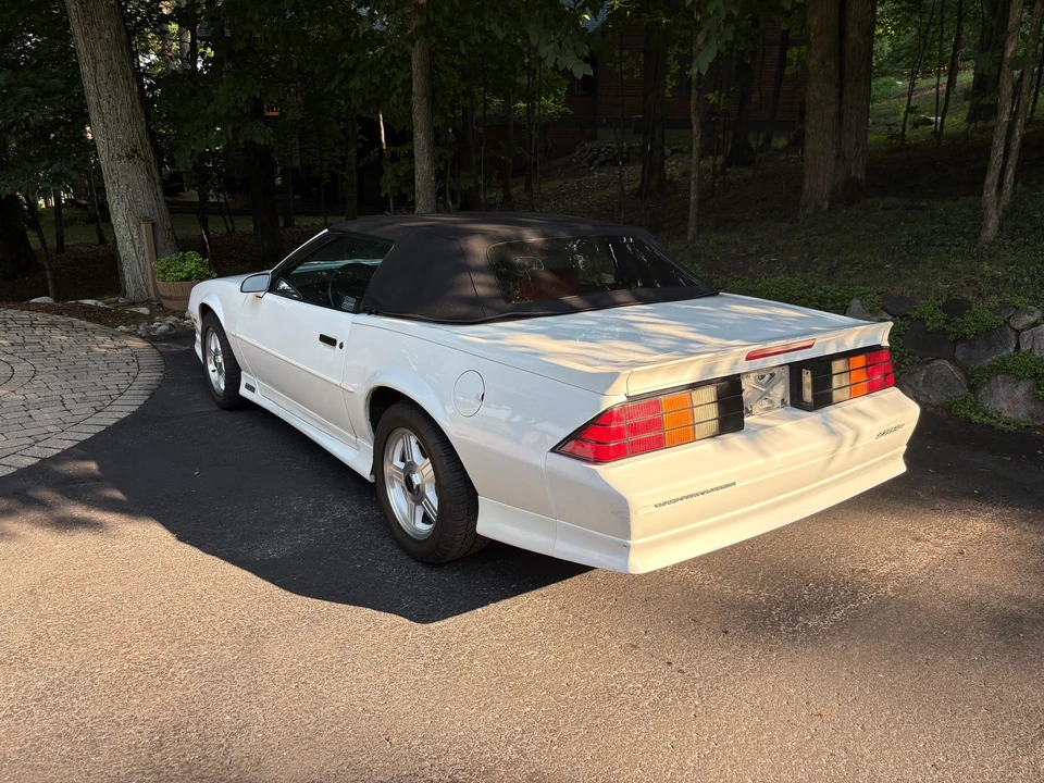 1991 Chevrolet Camaro IROC-Z & Z28 3rd Gen - Image 29 of 31