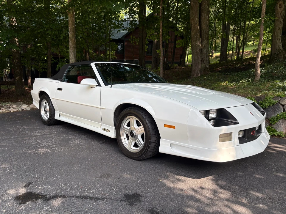 1991 Chevrolet Camaro IROC-Z & Z28 3rd Gen - Image 14 of 31