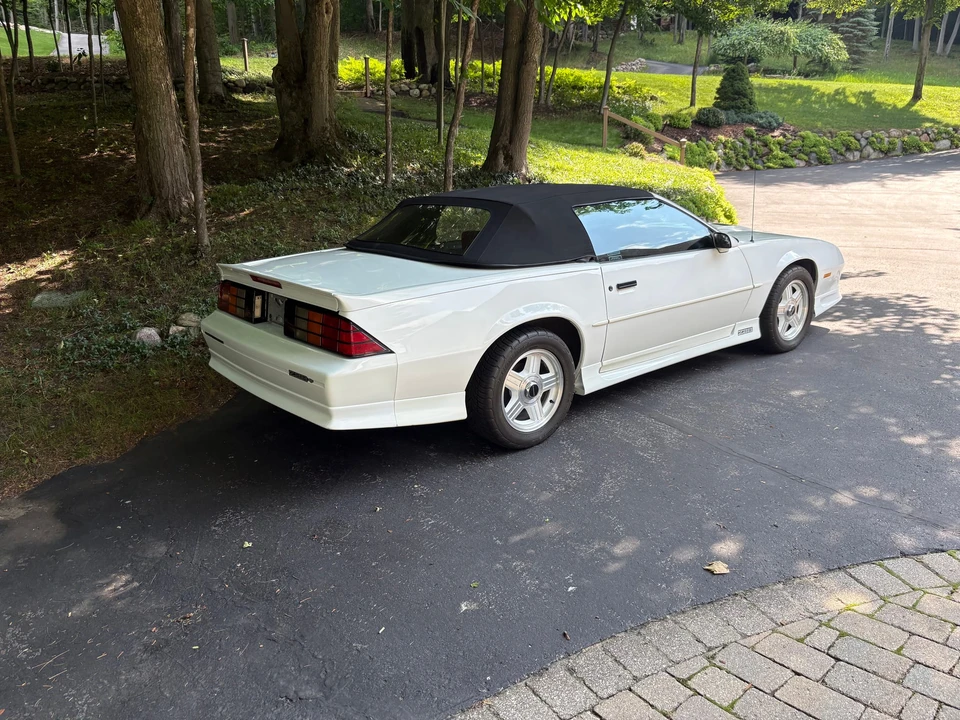 1991 Chevrolet Camaro IROC-Z & Z28 3rd Gen - Image 19 of 31
