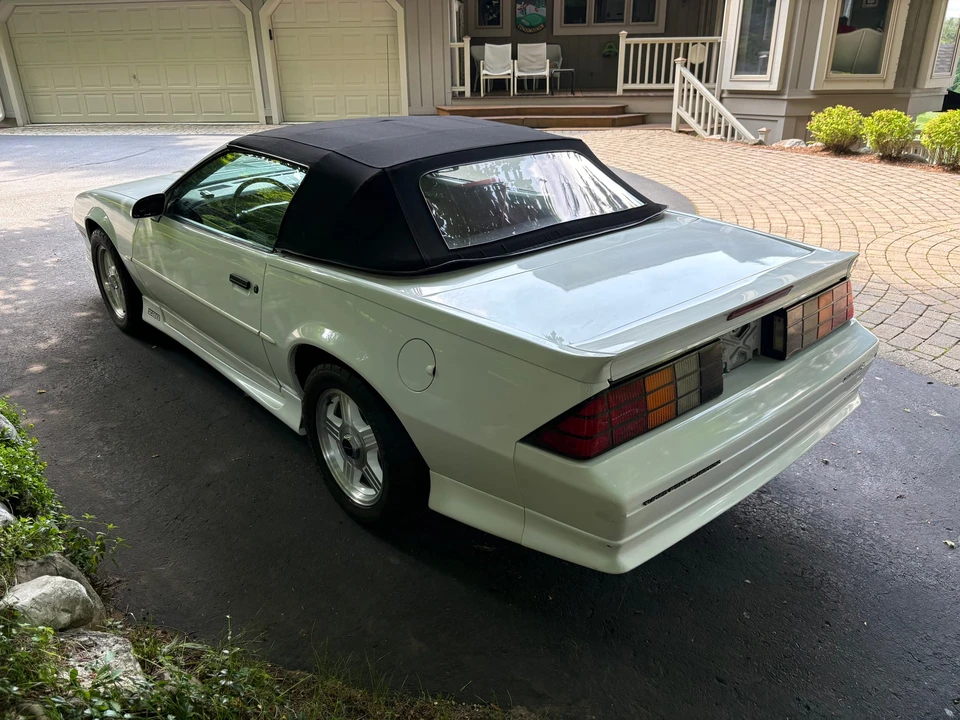 1991 Chevrolet Camaro IROC-Z & Z28 3rd Gen - Image 23 of 31