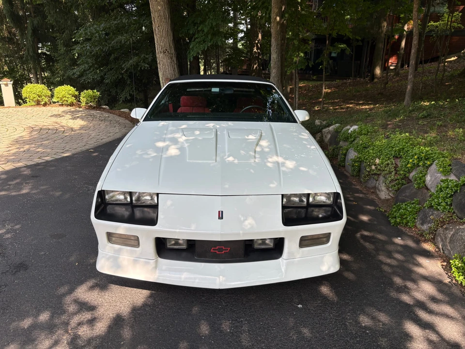 1991 Chevrolet Camaro IROC-Z & Z28 3rd Gen - Image 10 of 31