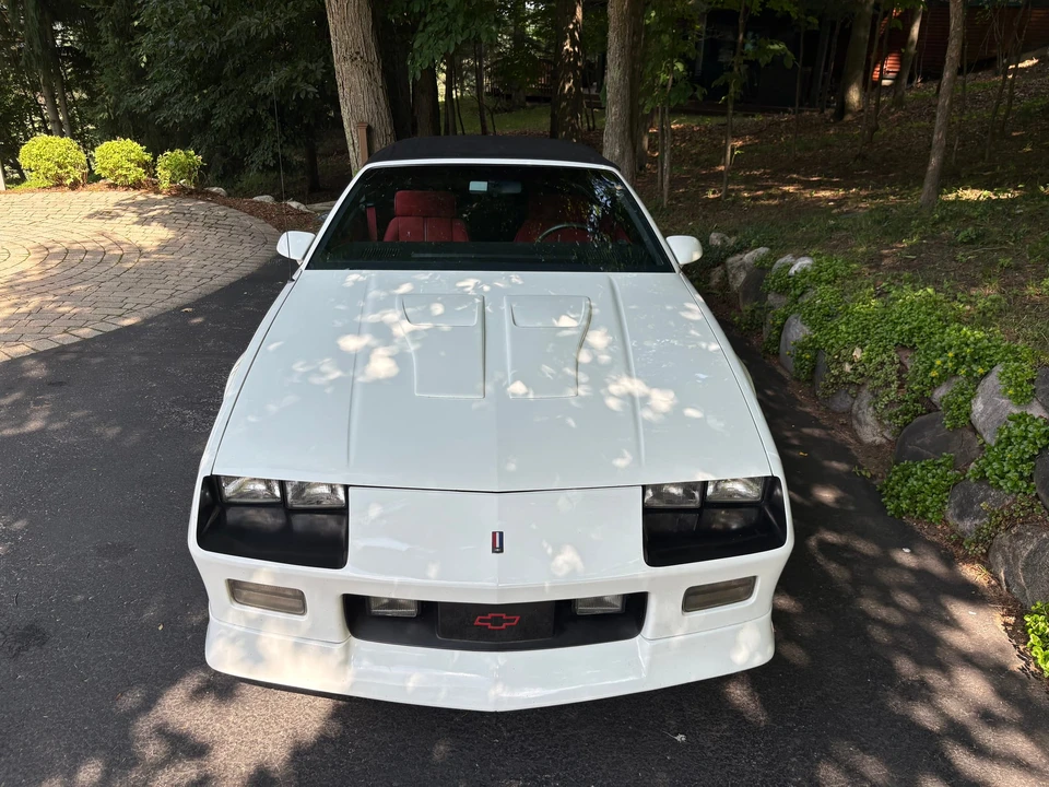1991 Chevrolet Camaro IROC-Z & Z28 3rd Gen - Image 9 of 31