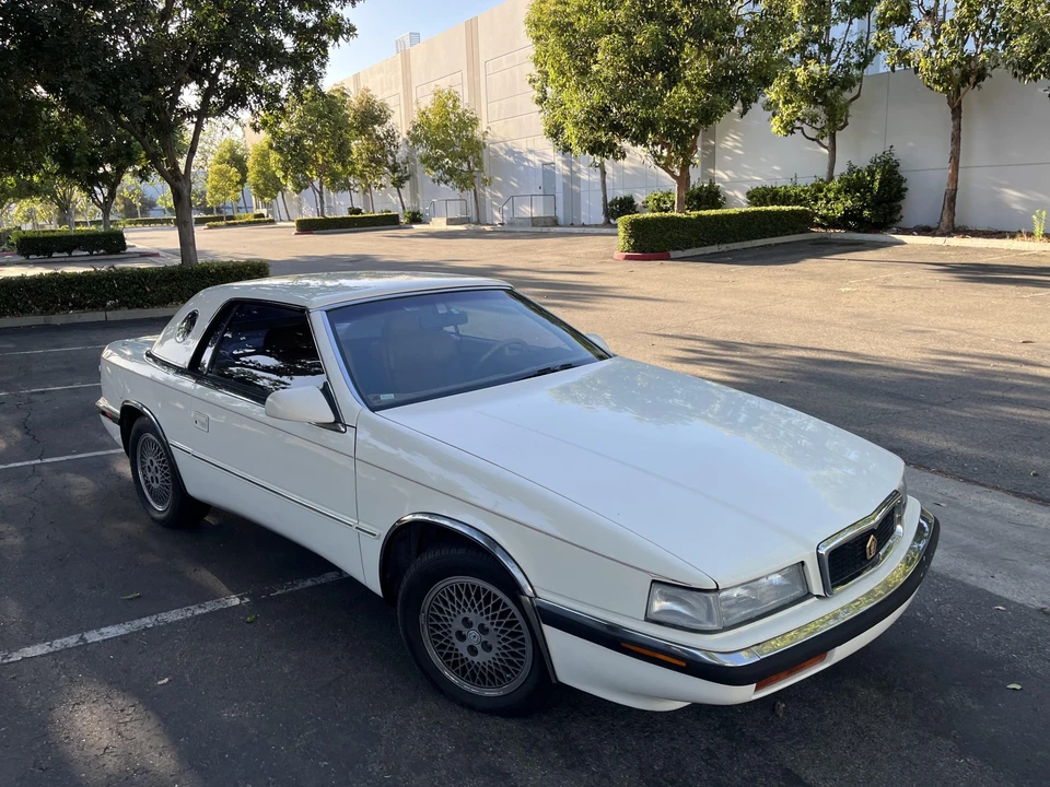 1991 Chrysler TC by Maserati - Image 6 of 31