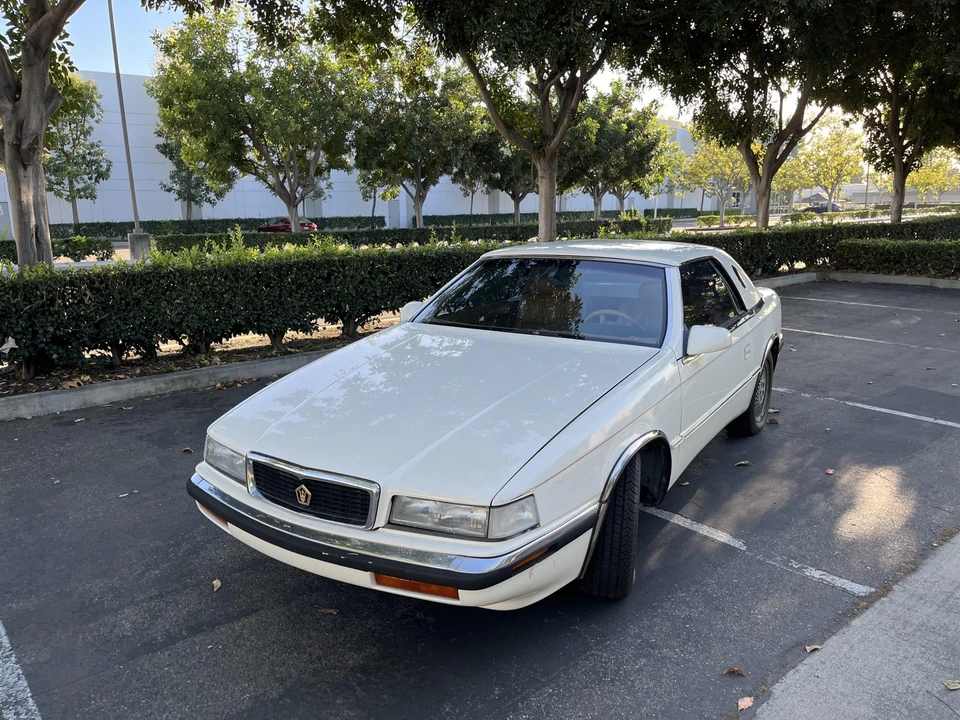 1991 Chrysler TC by Maserati - Image 8 of 31