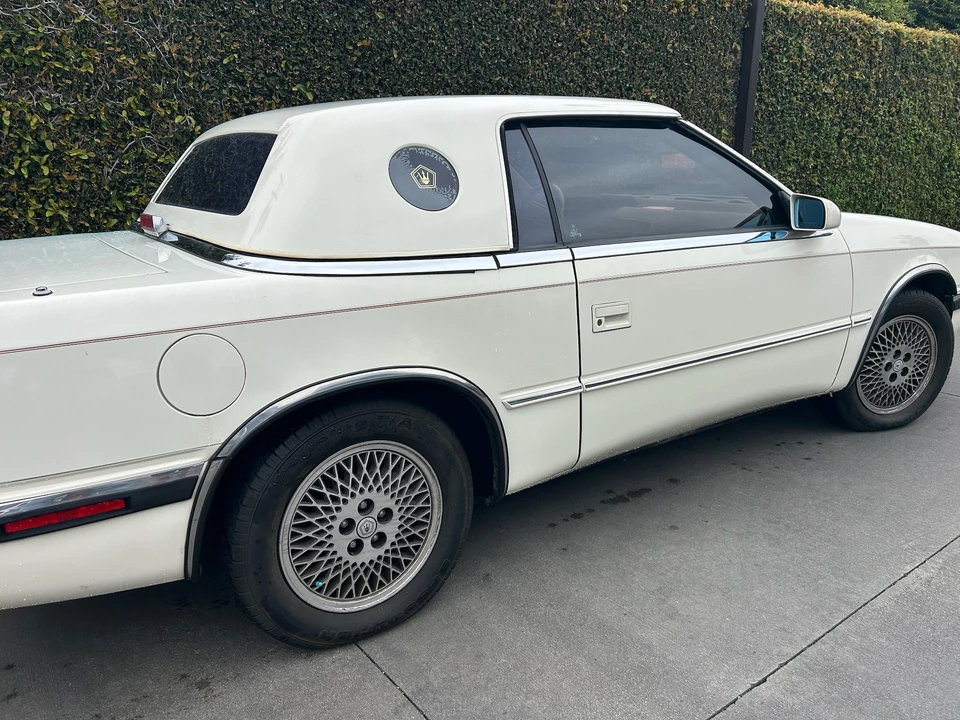 1991 Chrysler TC by Maserati - Image 22 of 31