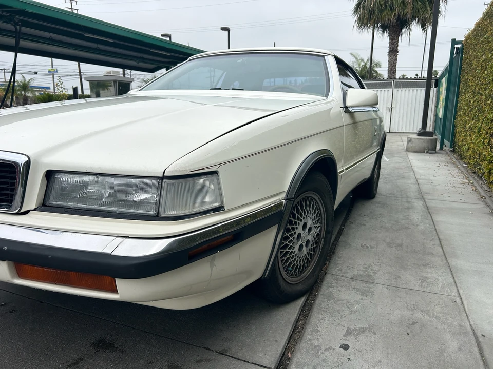 1991 Chrysler TC by Maserati - Image 19 of 31