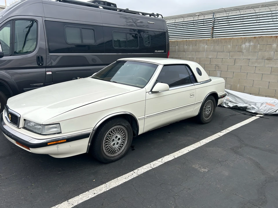 1991 Chrysler TC by Maserati - Image 18 of 31