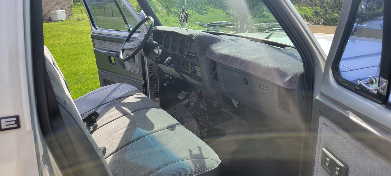 1991 Dodge Ram 1st Gen - Image 23 of 31