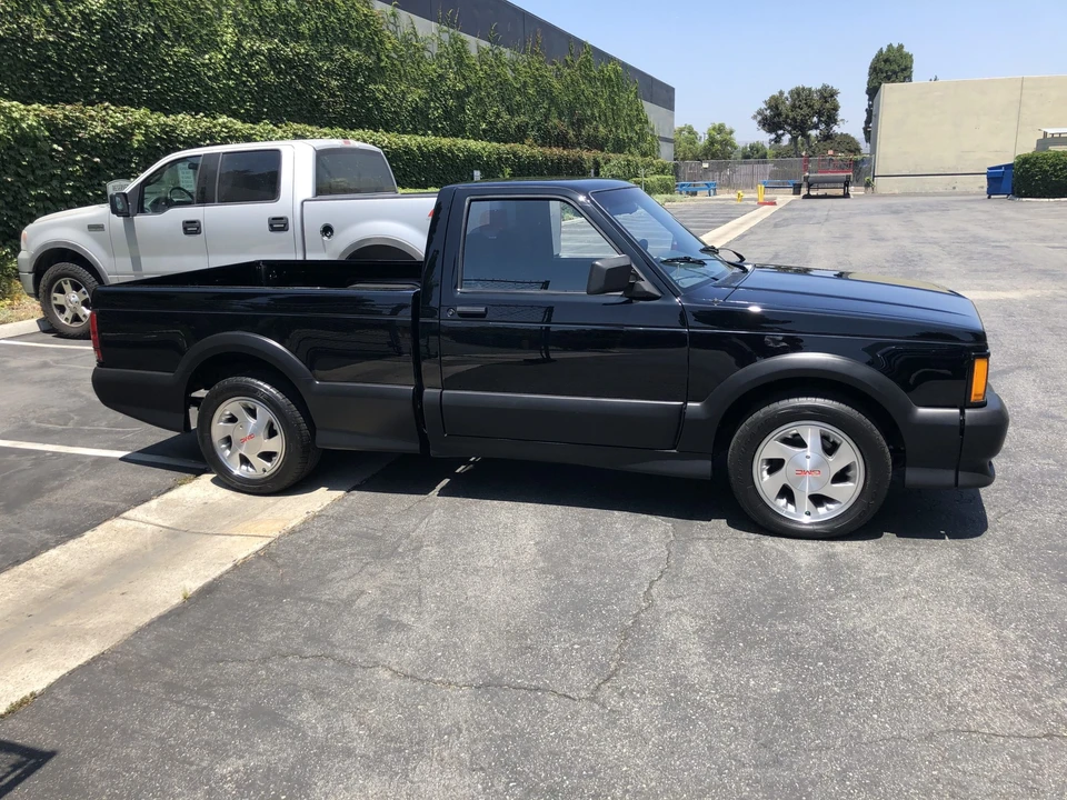 1991 GMC Syclone - Image 14 of 31