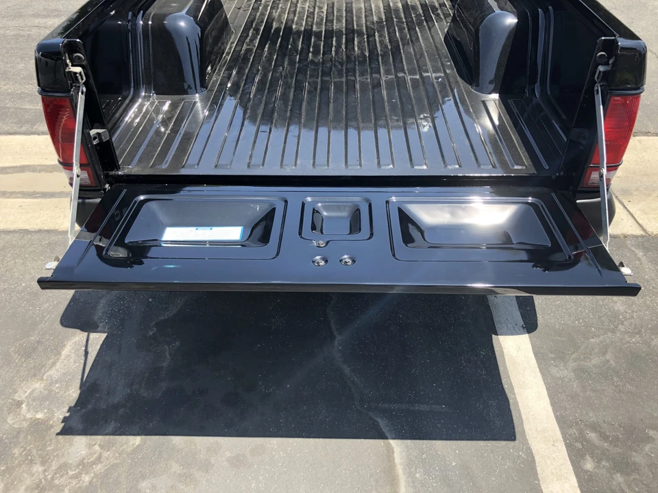 1991 GMC Syclone - Image 25 of 31