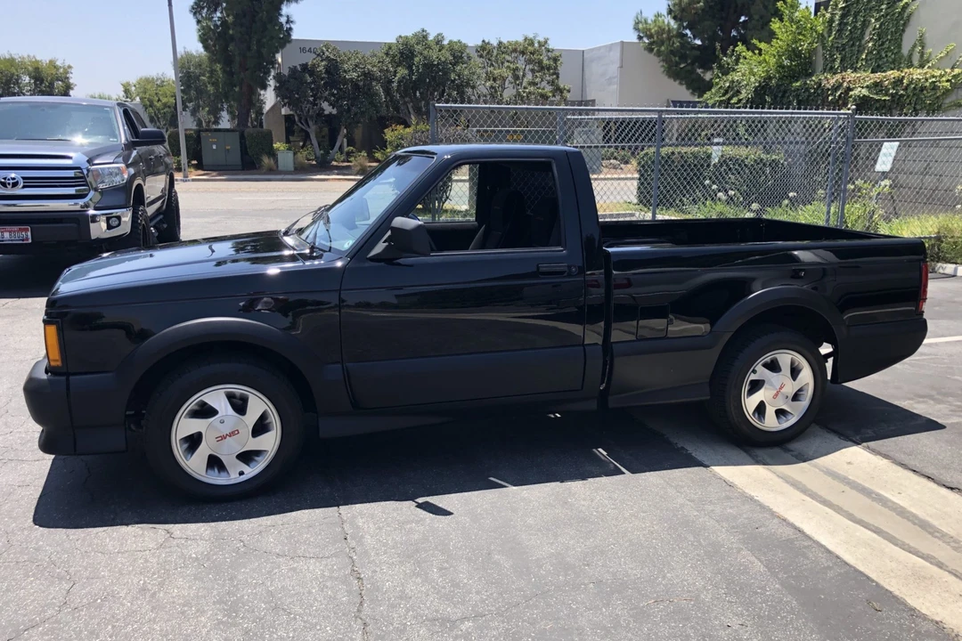 1991 GMC Syclone - Image 8 of 31