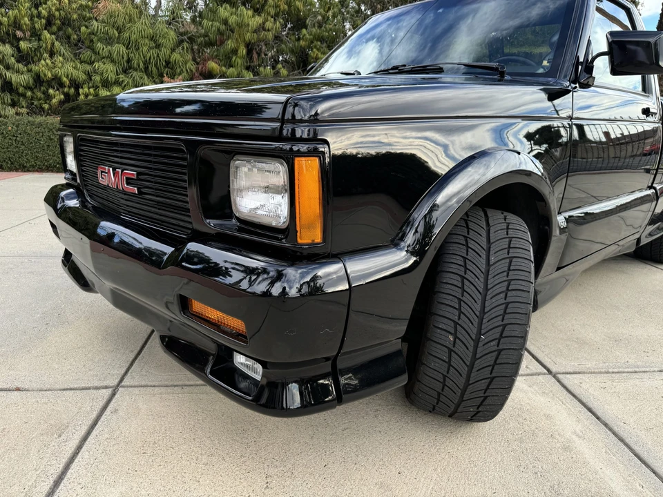 1991 GMC Syclone - Image 22 of 31
