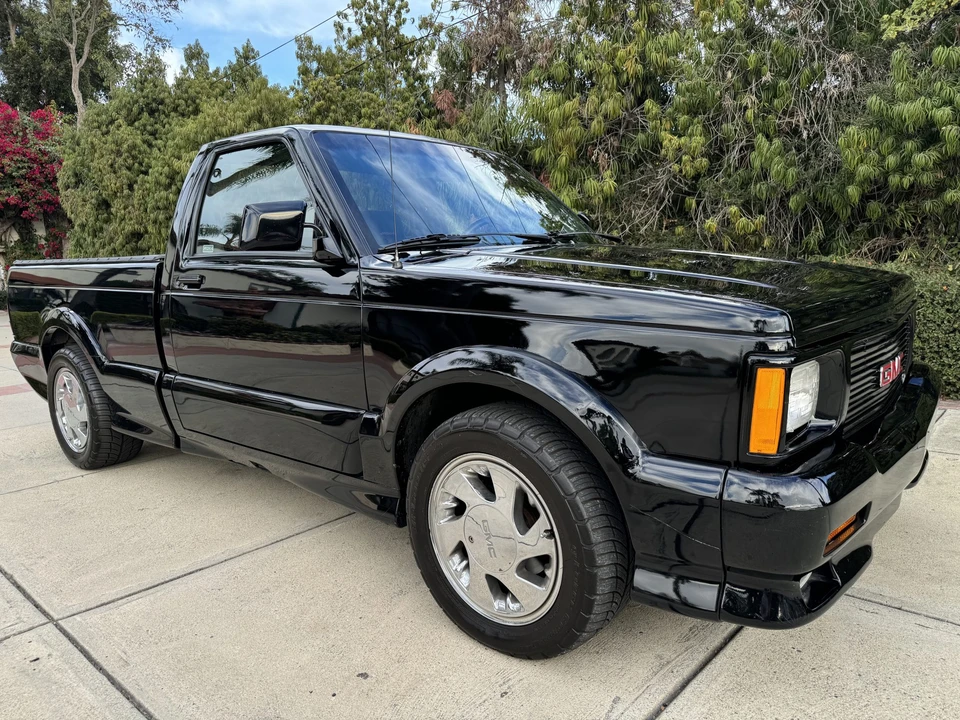 1991 GMC Syclone - Image 6 of 31