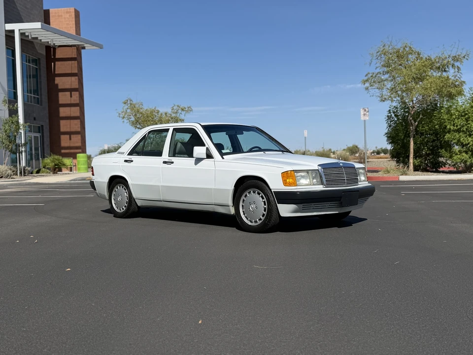 1991 Mercedes-Benz 190E - Image 8 of 31