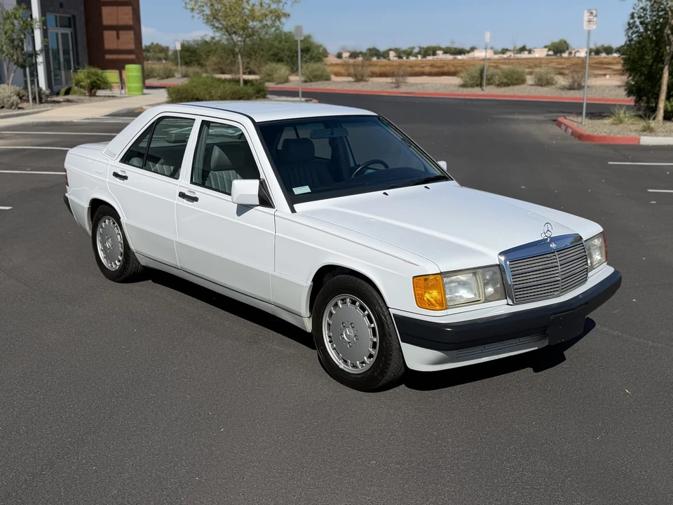 1991 Mercedes-Benz 190E - Image 6 of 31