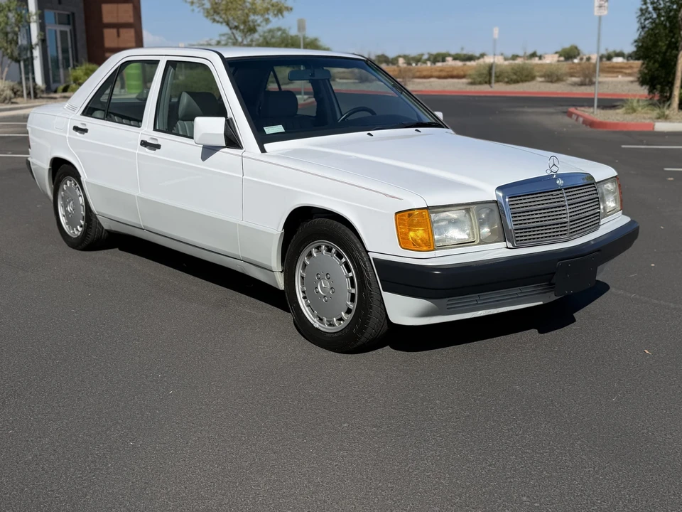 1991 Mercedes-Benz 190E - Image 7 of 31