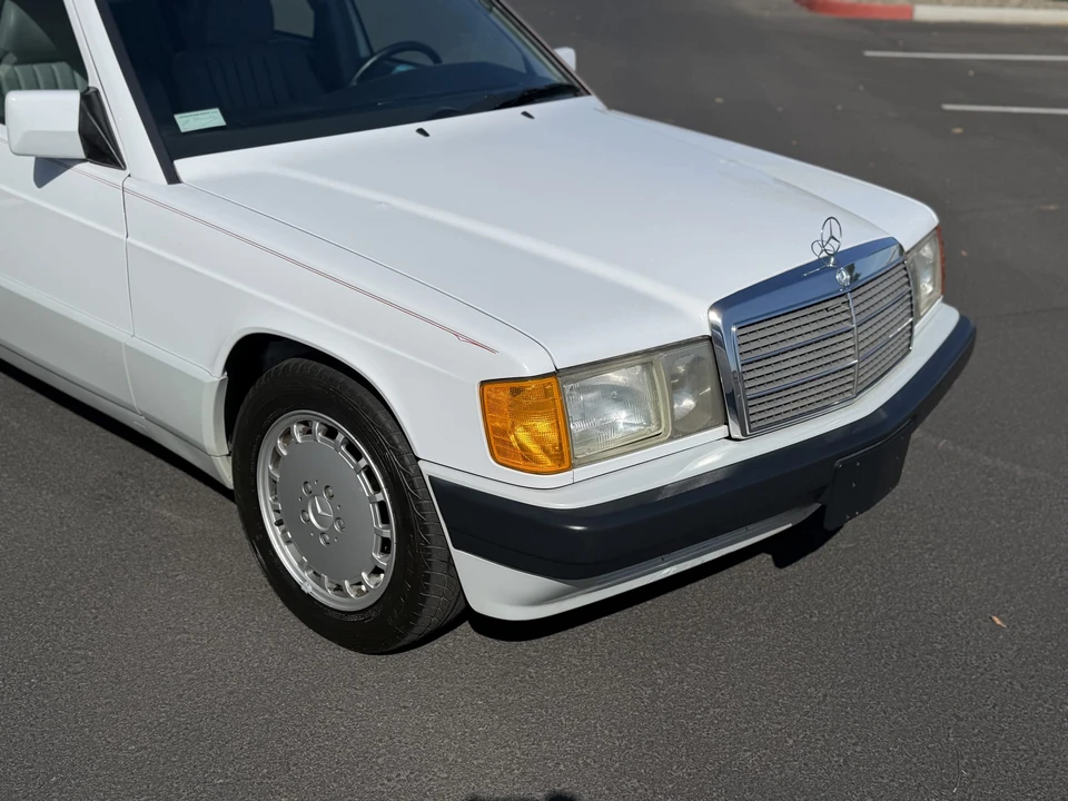 1991 Mercedes-Benz 190E - Image 19 of 31