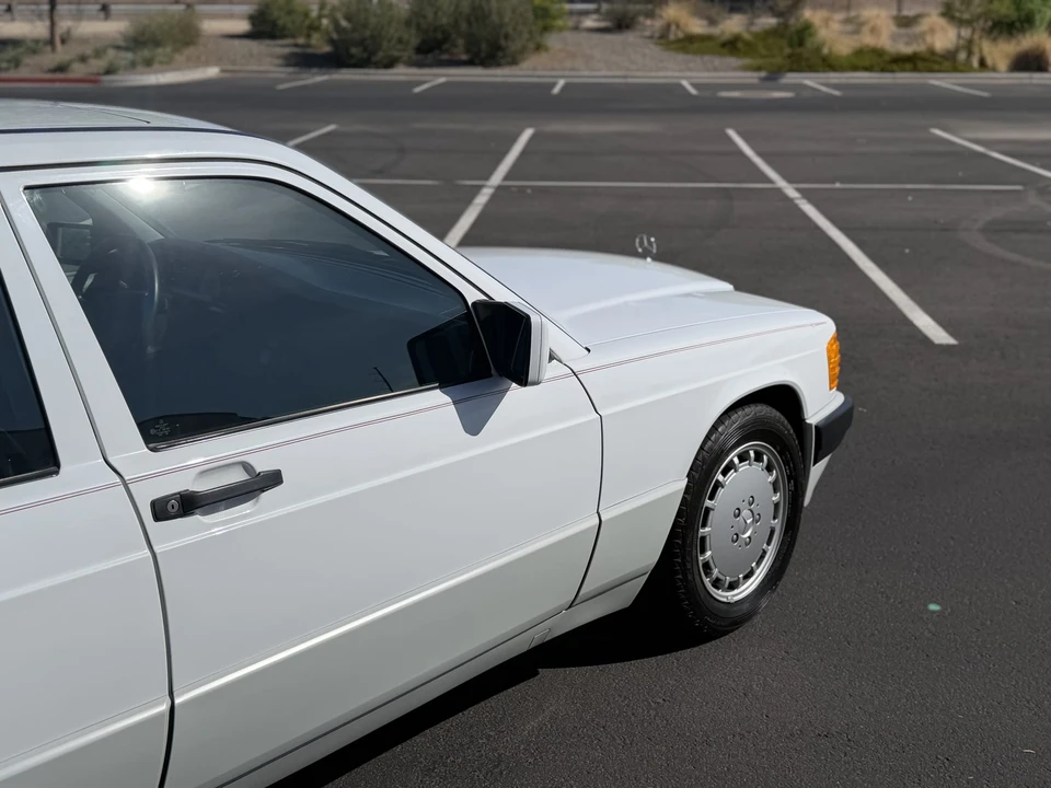 1991 Mercedes-Benz 190E - Image 22 of 31
