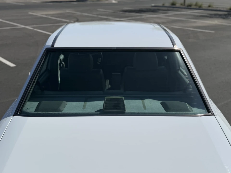 1991 Mercedes-Benz 190E - Image 25 of 31