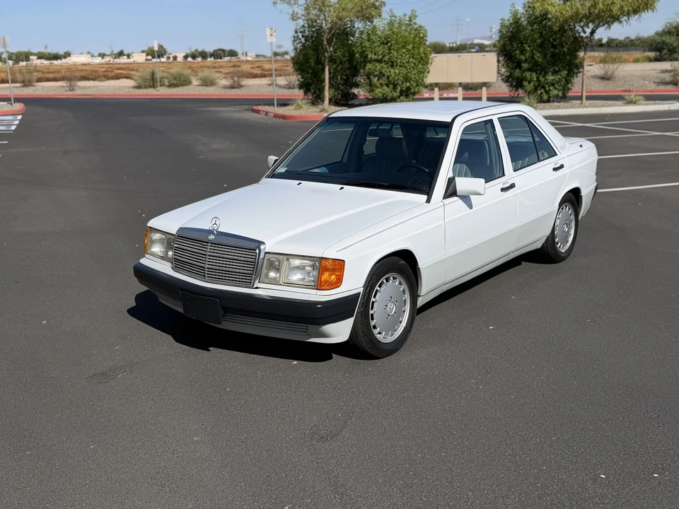 1991 Mercedes-Benz 190E - Image 3 of 31