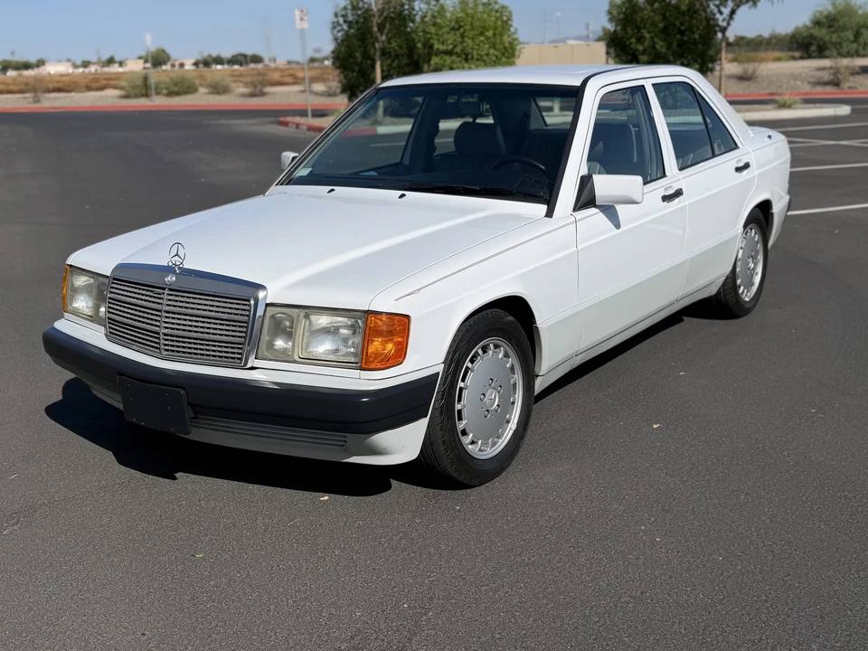 1991 Mercedes-Benz 190E - Image 4 of 31