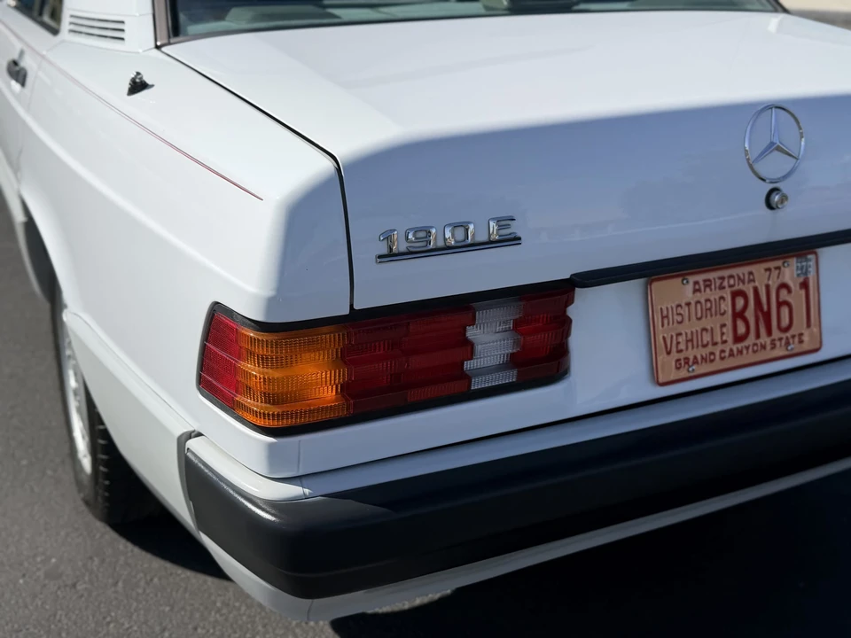 1991 Mercedes-Benz 190E - Image 30 of 31