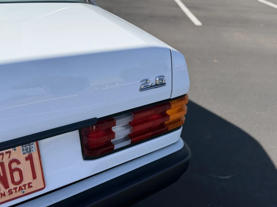 1991 Mercedes-Benz 190E - Image 29 of 31
