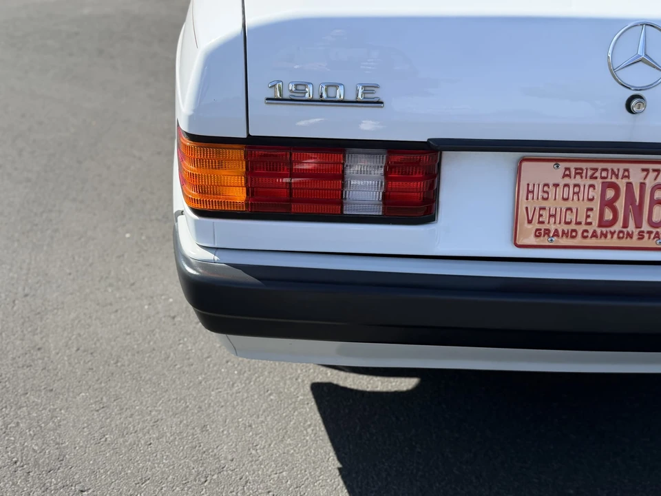1991 Mercedes-Benz 190E - Image 27 of 31