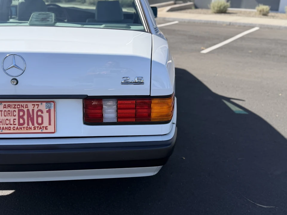 1991 Mercedes-Benz 190E - Image 28 of 31