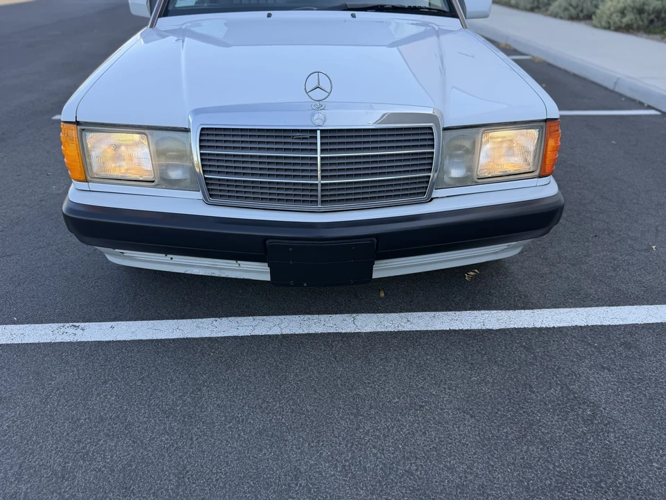 1991 Mercedes-Benz 190E - Image 16 of 31