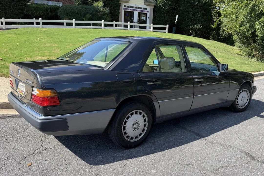 1991 Mercedes-Benz W124 E-Class - Image 7 of 31