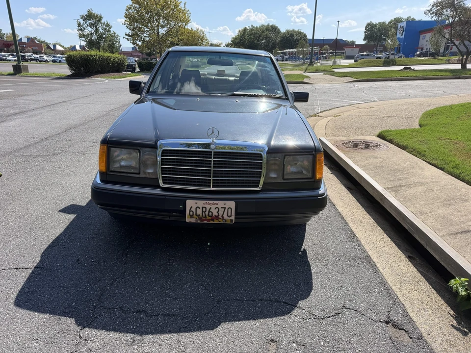 1991 Mercedes-Benz W124 E-Class - Image 4 of 31