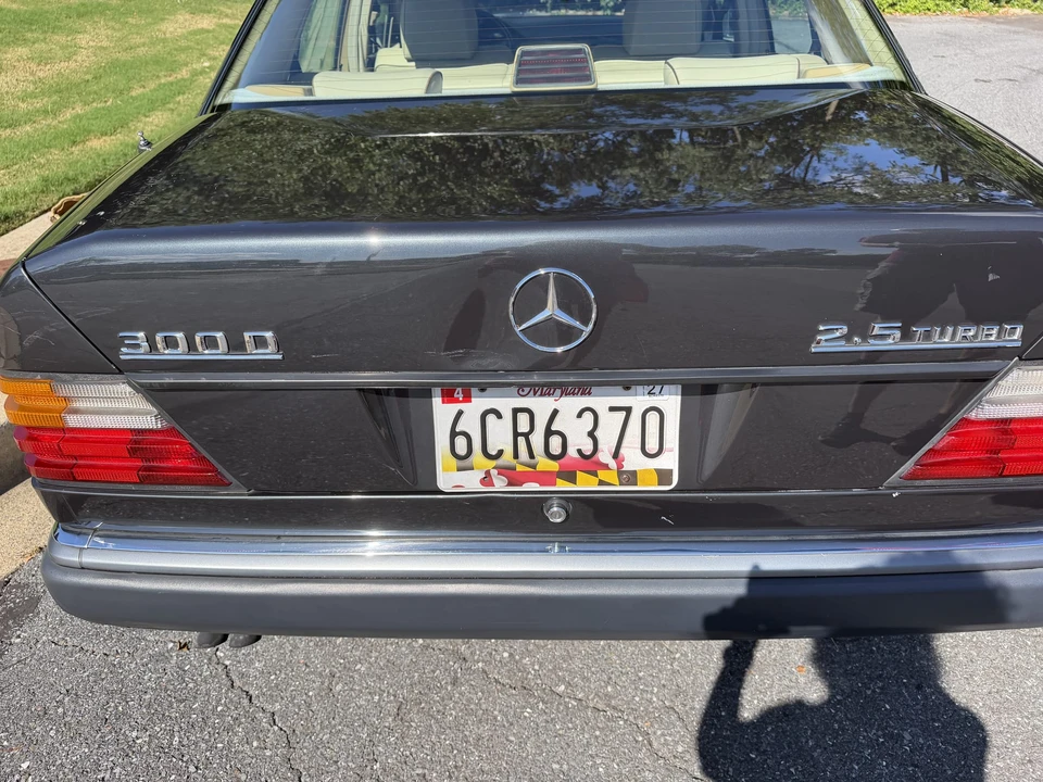 1991 Mercedes-Benz W124 E-Class - Image 30 of 31