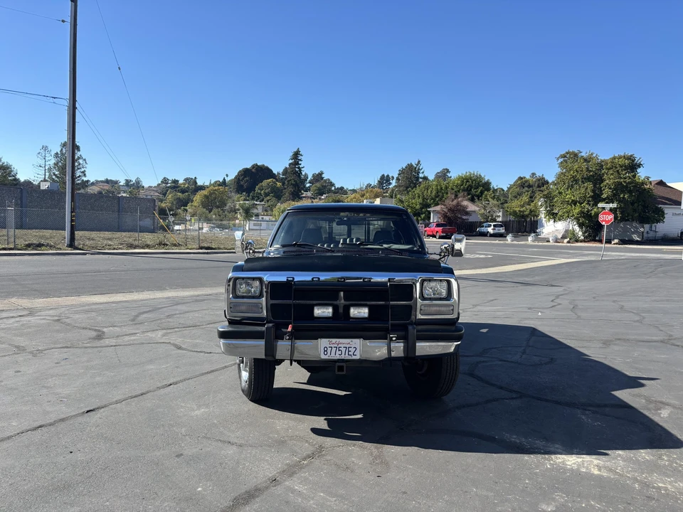 1992 Dodge Ram 1st Gen - Image 2 of 31