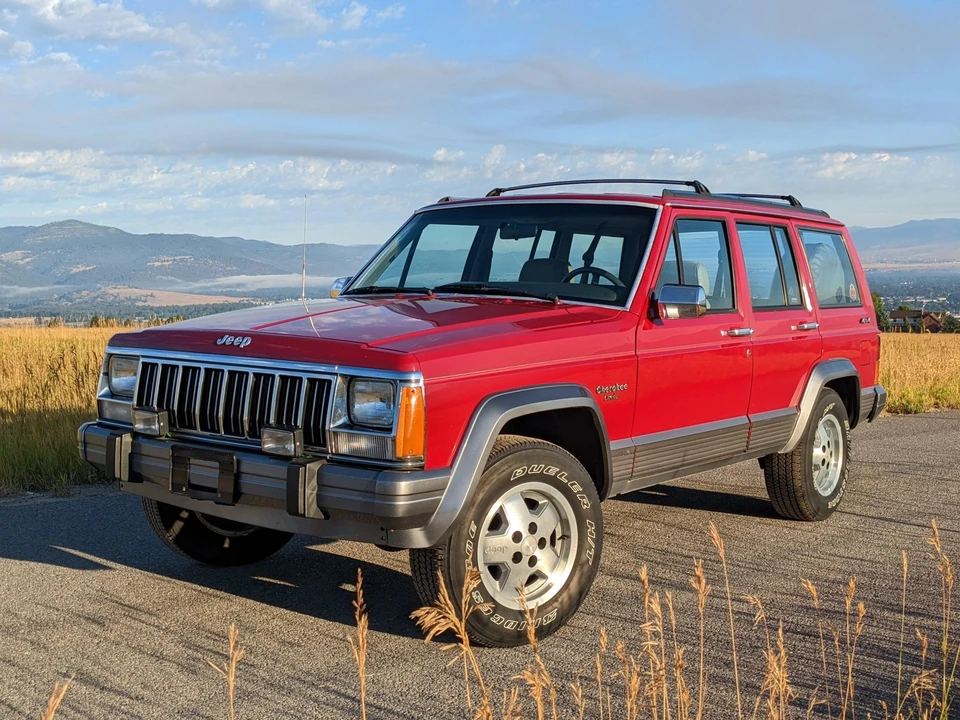 1992 Jeep XJ Cherokee - Image 19 of 31