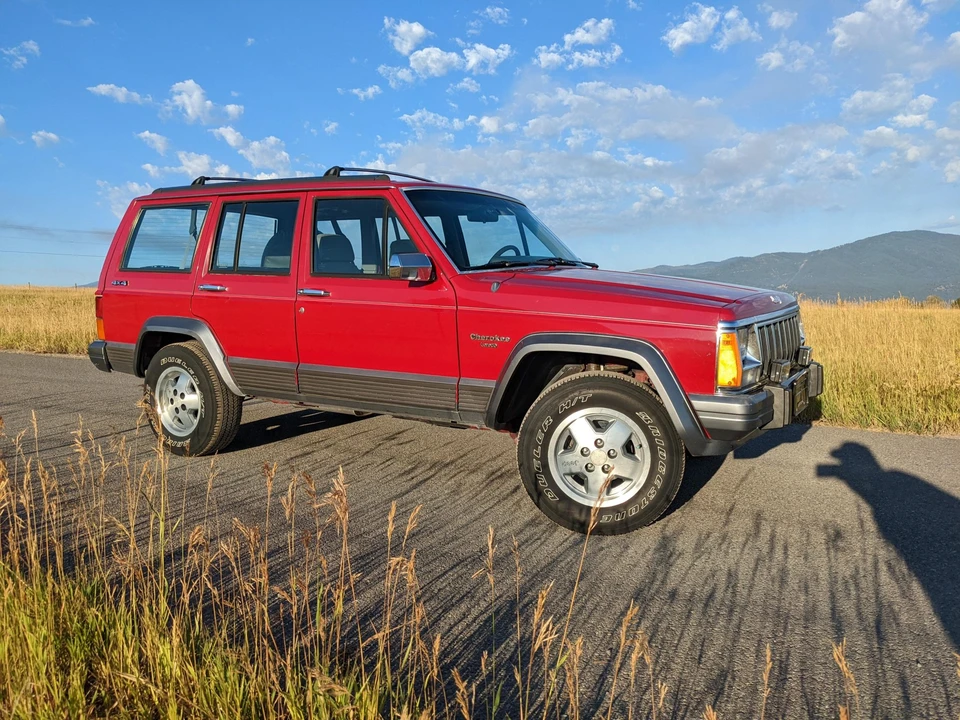1992 Jeep XJ Cherokee - Image 30 of 31